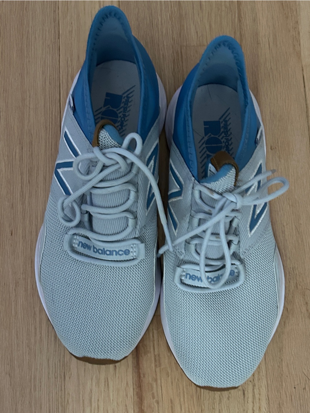 New Balance Shoes - Picture 5 of 5